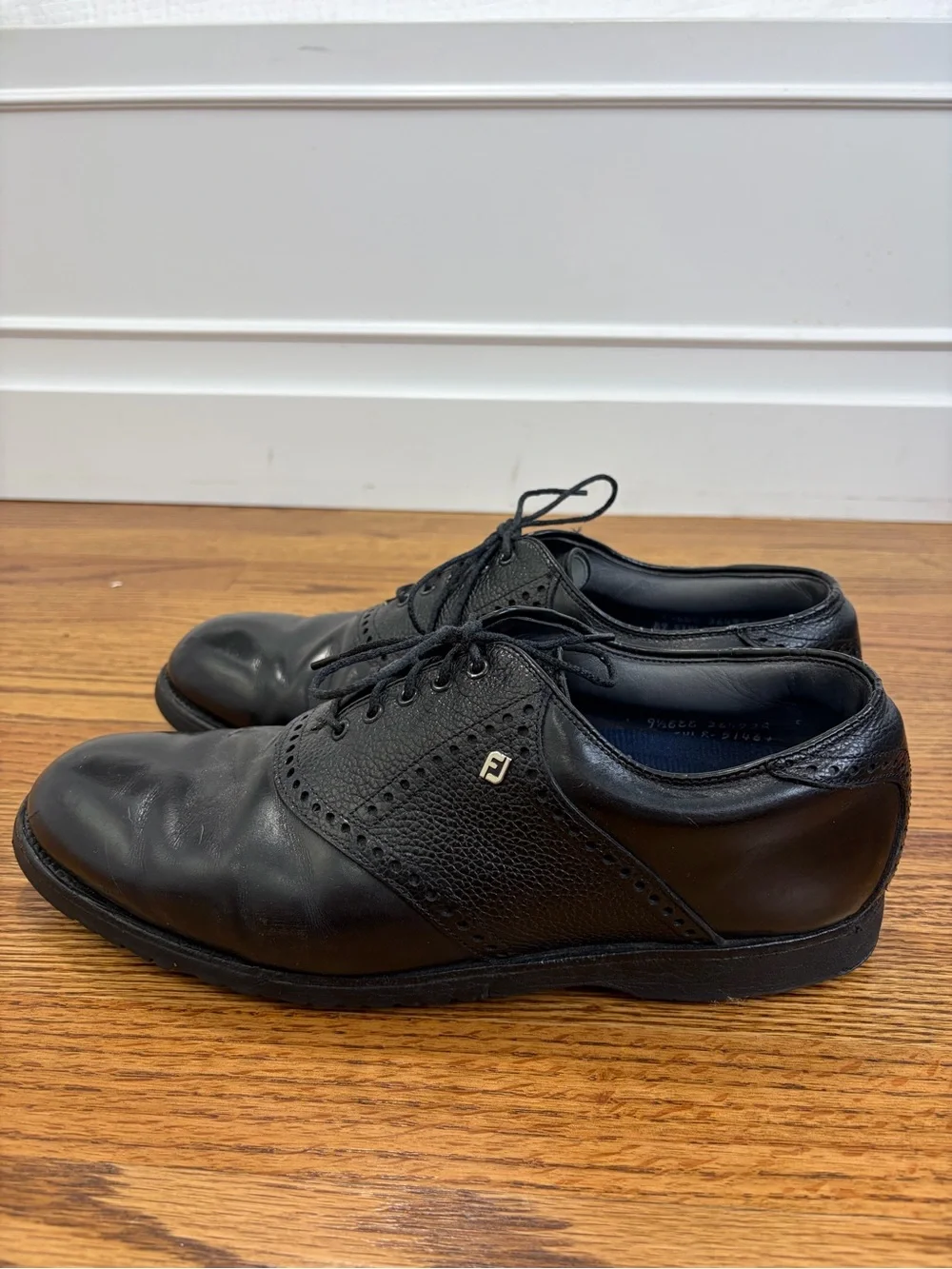 FootJoy Premier Classic+ Protech Black Leather Spikeless Golf Shoes (9.5 X-wide)